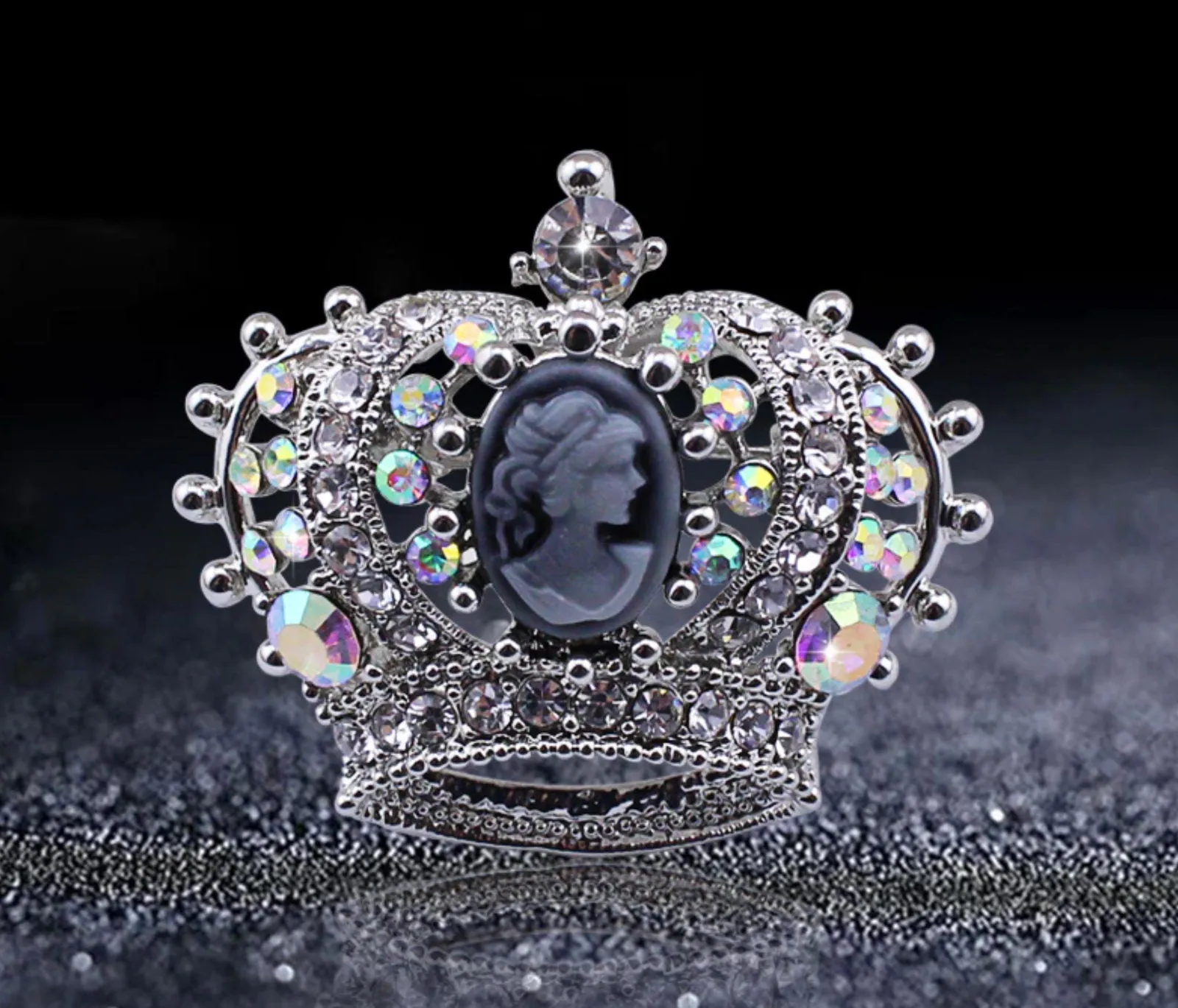 Crown brooch stunning vintage look silver plated stones royal princess design g1