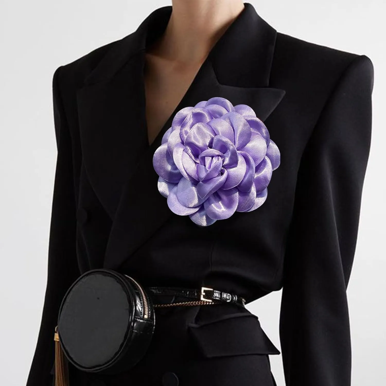 Elegant Large Rose Flower Brooches Lapel Pins Handmade Dainty Satin Fabric Brooches Big Camellia Flower Brooch Pin for Women Wedding Part Dance Dress Suit Clothes Accessories Jewelry